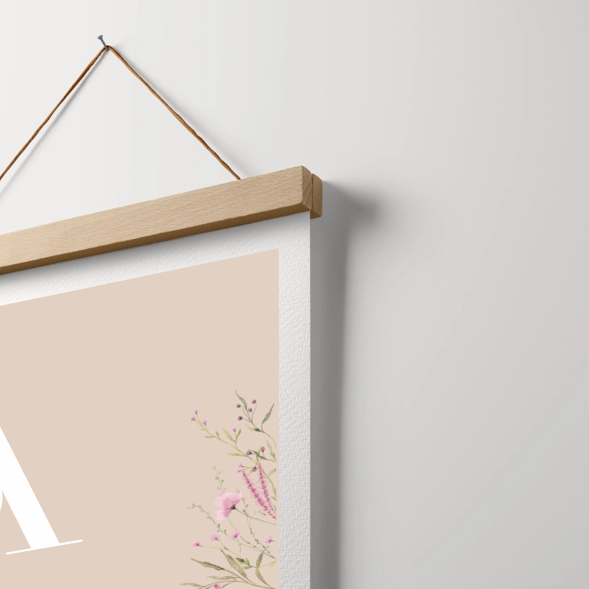 Poster-Holzleiste-MockUp-CloseUp