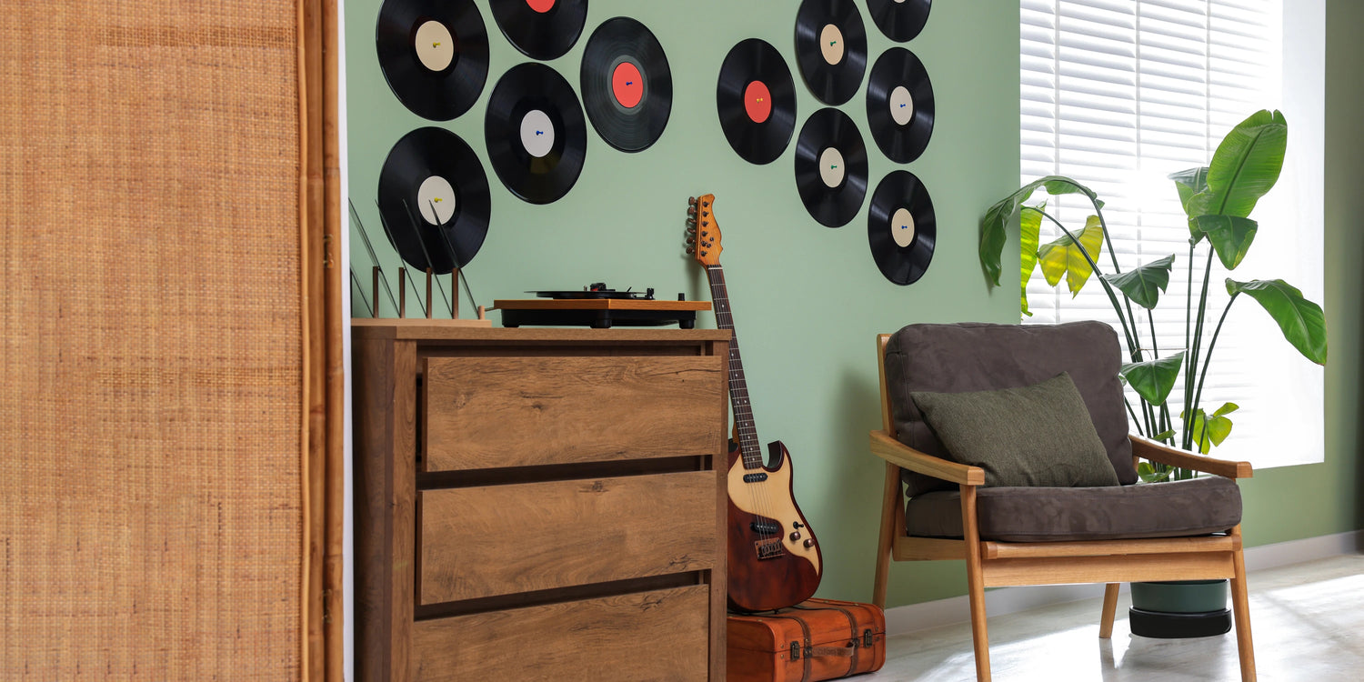 Schallplatten an der Wand befestigen: Eine kreative Art der Wandgestaltung